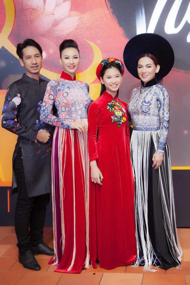 cuu nguoi mau paris vu tai xuat san dien vui ve hoi ngo phi nhung