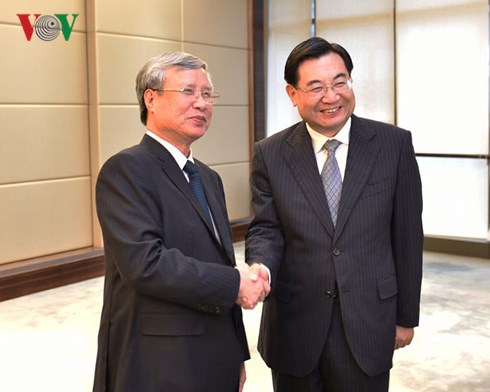 dong chi tran quoc vuong tham va lam viec tai thiem tay trung quoc