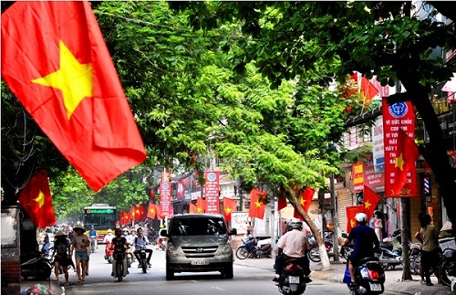 nguoi lao dong di lam ngay le quoc khanh duoc huong luong theo quy dinh nao