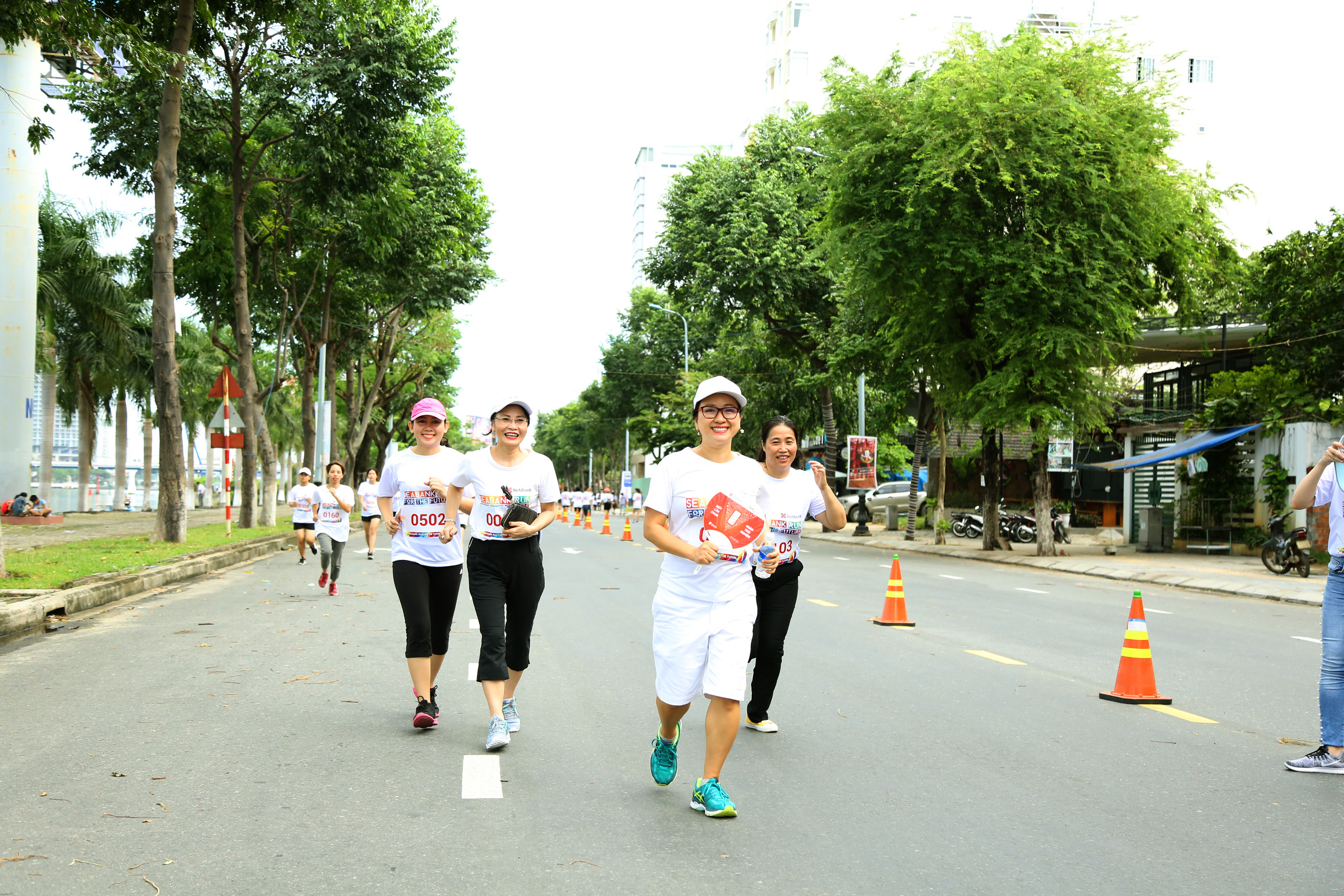 giai chay cong dong chay vi tuong lai seabank run for the future gay quy hoc bong cho tre em ngheo hieu hoc