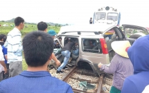 tau hoa tong bep o to 16 cho o binh thuan 3 nguoi chet