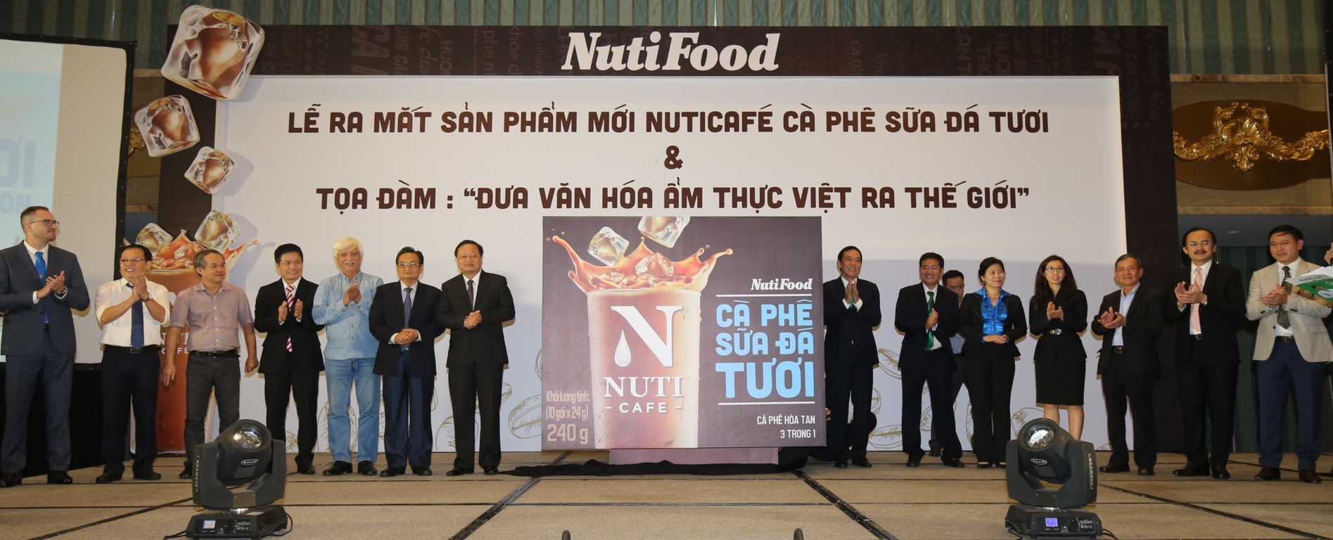 tphcm nutifood dong goi ca phe sua da pha phin vao goi ca phe hoa tan