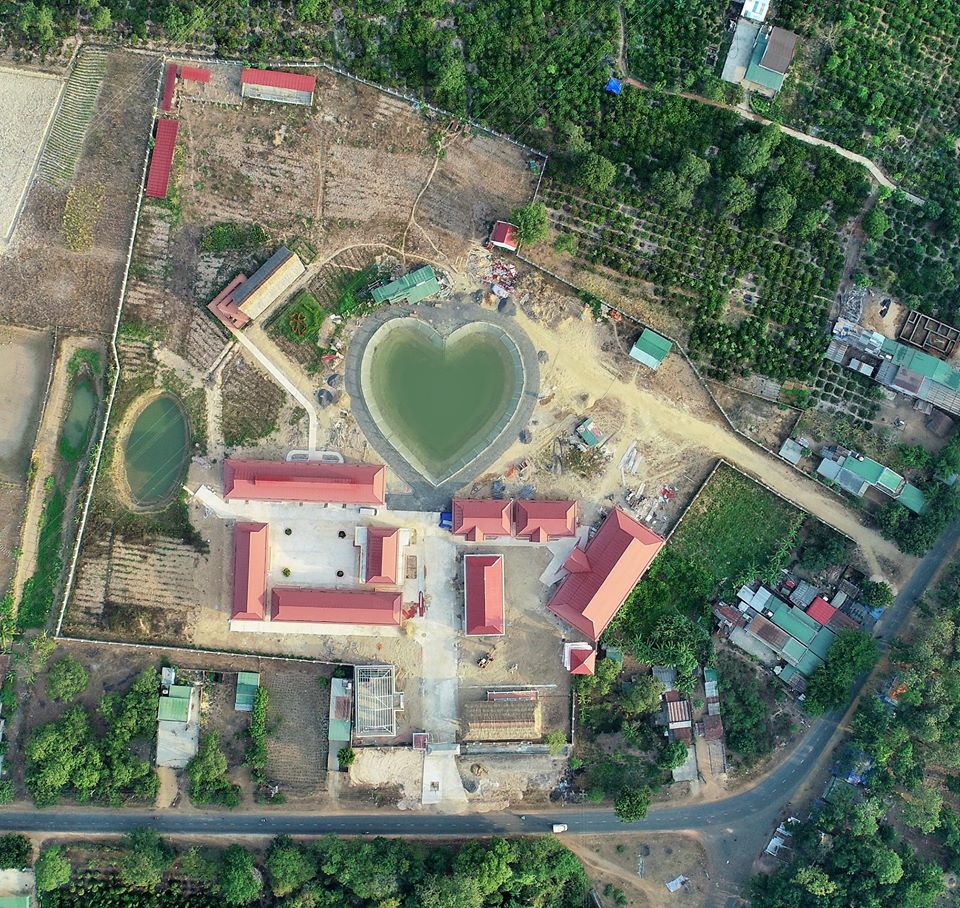maison chance ngoi nha xay bang nhung yeu thuong