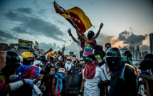 dien dam chua du ngoai truong nga my se gap mat de go nut that venezuela