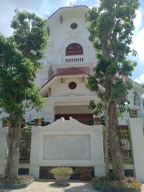 pho chu tich tinh lang son noi ve biet thu xa hoa viec xay dung la do vo dung ra vay muon