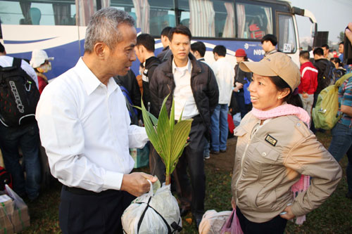 khong the cnh hdh voi doi ngu cong nhan dang song mon 3000 dongbua sang