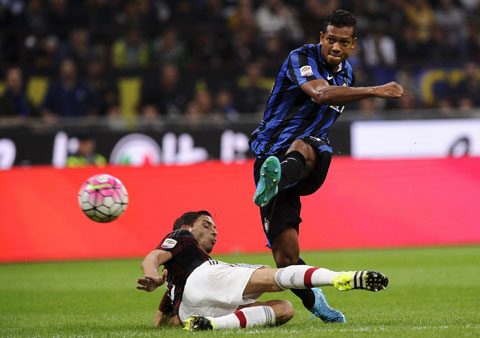 fredy guarin toa sang inter da bai ac milan