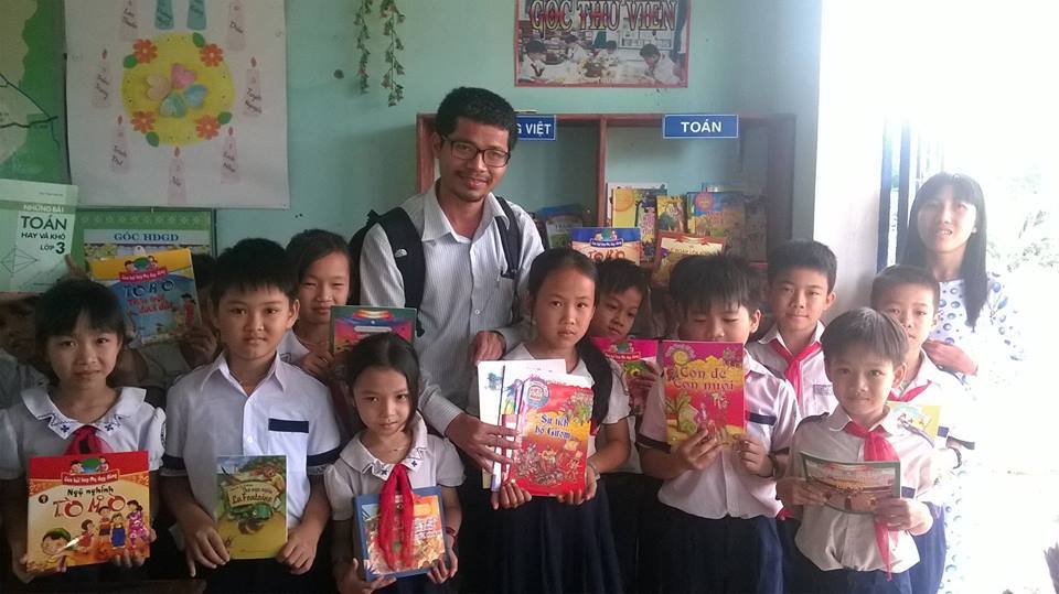 unesco trao tang gan 450 trieu dong cho chuong trinh sach hoa nong thon viet nam