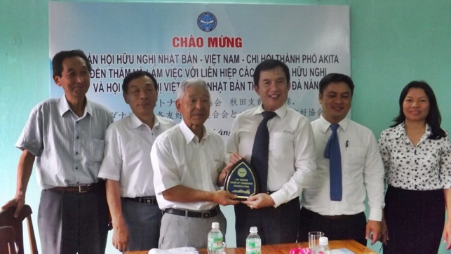 da nang tiep doan hoi huu nghi nhat ban viet nam chi hoi akita