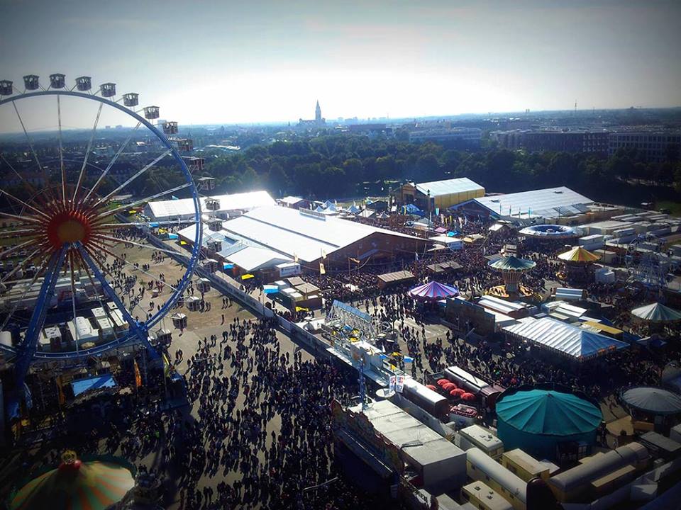oktoberfest le hoi bia lon nhat tren the gioi tai duc