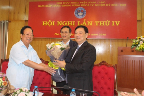 truong ban cong tac dai bieu quoc hoi pho truong ban ban to chuc trung uong tran van tuy duoc bau la chu tich hoi huu nghi viet lao