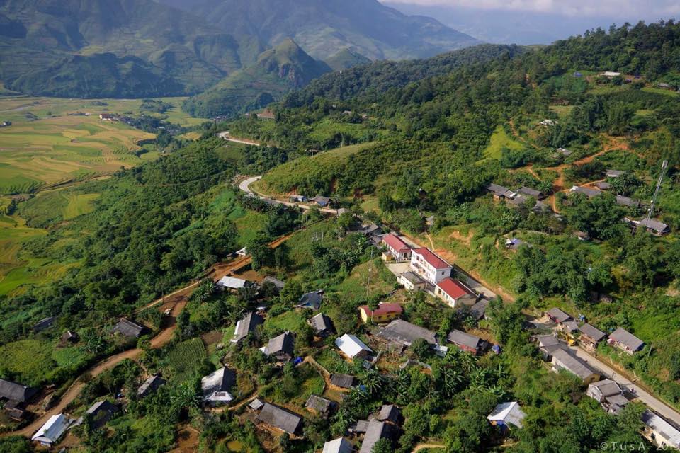 mu cang chai tuyet dep qua goc nhin tren cao
