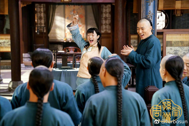 ho hanh nhi cuoi cung da xuat hien nhung buon lam sao lai yeu tham ha nhuan dong