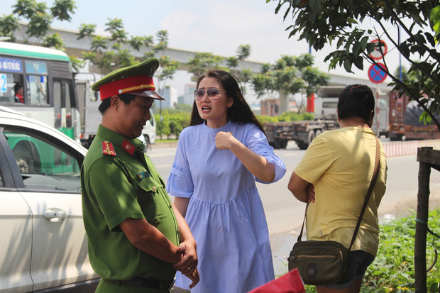 clip sao viet va nhung lan cu cai to tieng khi va cham voi canh sat giao thong