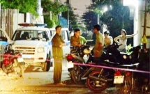 video bi nhac nho vi khong deo khau trang nguoi ban ga lon tieng mang luc luong chuc nang