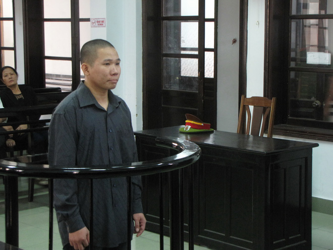 di mua dam bat thanh ga trai 9x gio tro doi bai voi nhan vien y te