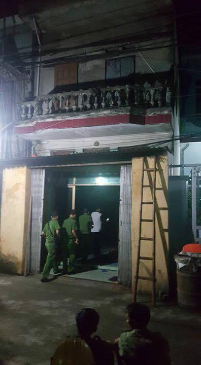 ha noi nguoi phu nu bi dien giat tu vong ngay truoc cua nha