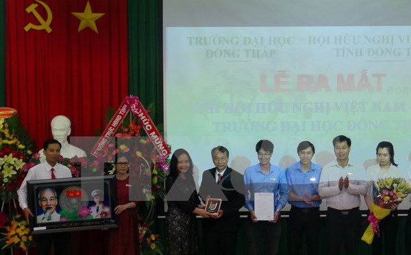 ra mat chi hoi huu nghi viet nam lao truong dai hoc dong thap