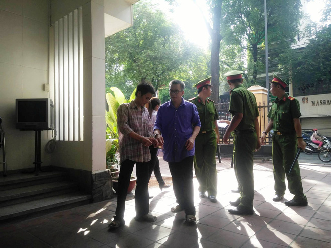 hiep dam be gai cam diec 13 tuoi nhieu lan den mang thai ga dan ong lanh an 15 nam tu