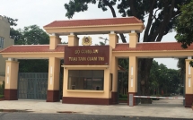 video soc canh hang tram tu nhan ru nhau vuot nguc vi so lay nhiem covid 19