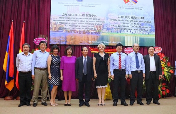 giao luu huu nghi ky niem 25 nam thiet lap quan he ngoai giao viet nam armenia