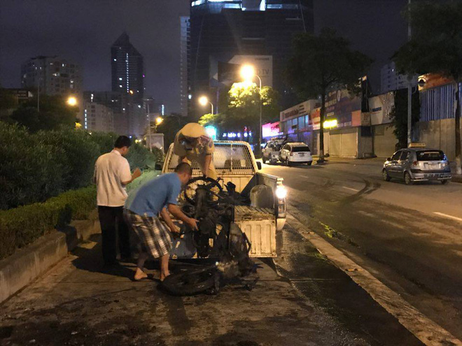 ha noi o to keo le xe may hang tram met trong lan duong brt boc chay ngun ngut