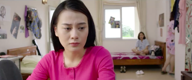 dat hoc tro di pha thai thay giao gay soc khi dong vien tu tin cuoi len em