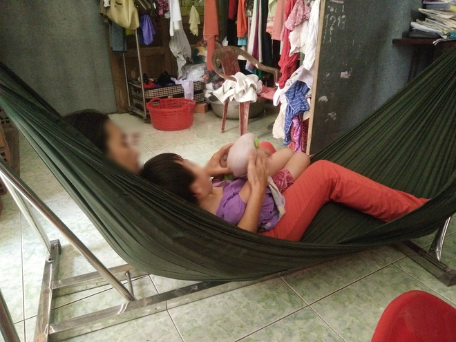bac don khieu nai cua me don than chap nhan bi hiep dam 2 lan de bao ve con