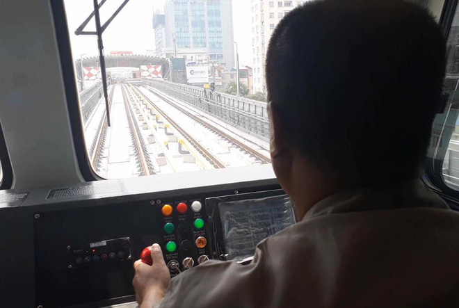chum anh chay thu nghiem tau cong trinh du an tuyen duong sat cat linh ha dong
