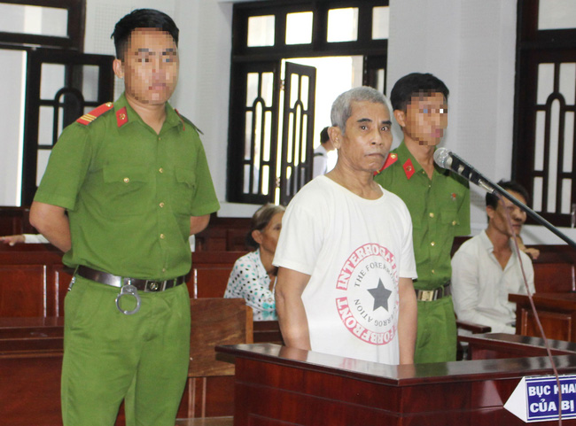 soc trang dau don phien toa xet xu ong gia 60 tuoi hiep dam be gai 4 tuoi