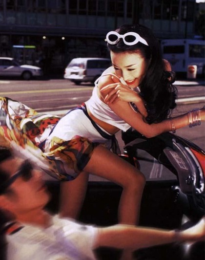 my nhan mang tieng ho ly tinh song sung suong trong biet thu cho nao cung thay tien