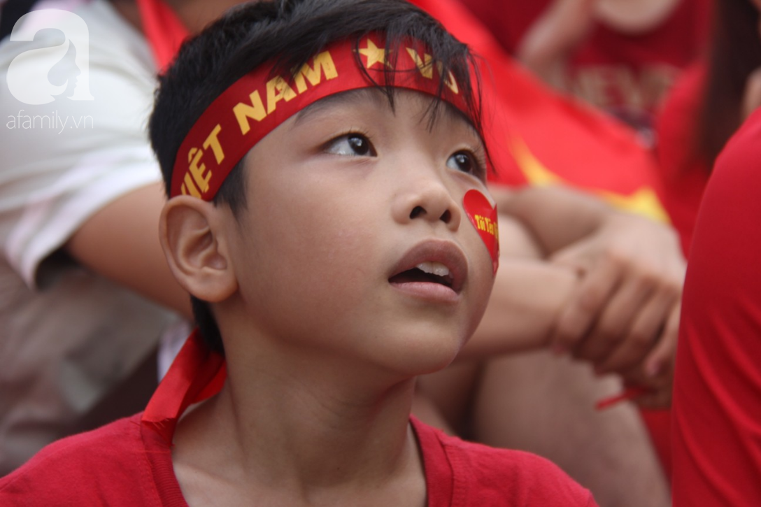 thua uae tren loat luan luu dinh menh nguoi ham mo van danh nhung tinh cam tuyet voi nhat cho olympic viet nam