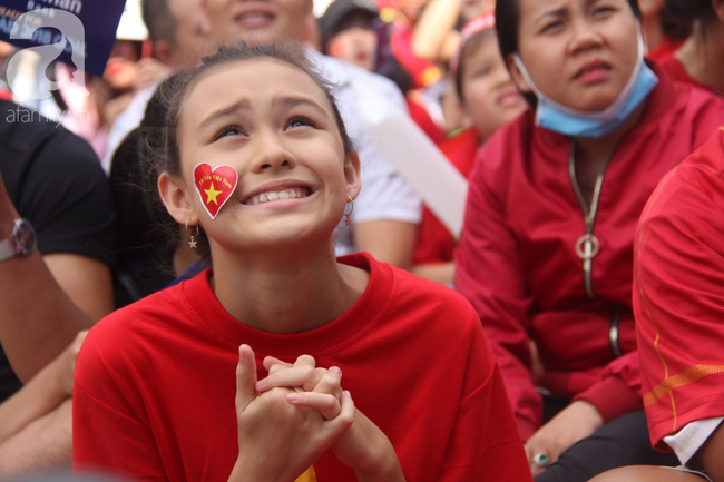 thua uae tren loat luan luu dinh menh nguoi ham mo van danh nhung tinh cam tuyet voi nhat cho olympic viet nam