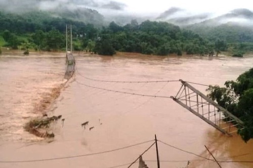 mua lu gay thiet hai nang ne ve nguoi va cua tai nhieu huyen o thanh hoa
