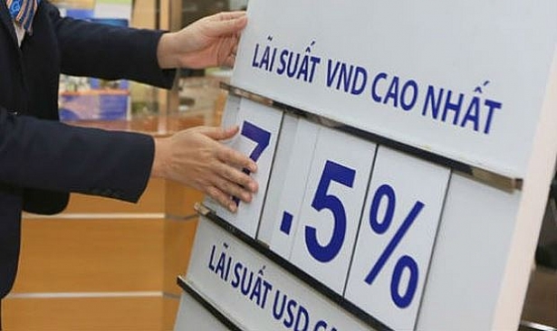 lai suat tiet kiem tai cac ngan hang dong loat tang gia