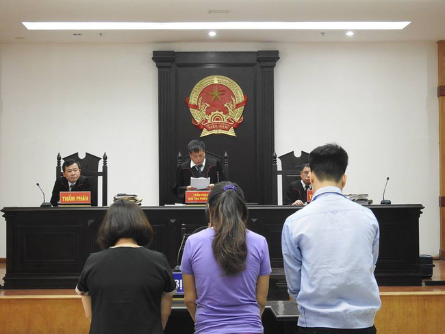 Chủ quán karaoke trong vụ cháy khiến 13 người chết bị tuyên phạt 9 năm tù chu quan karaoke trong vu chay khien 13 nguoi chet bi tuyen phat 9 nam tu