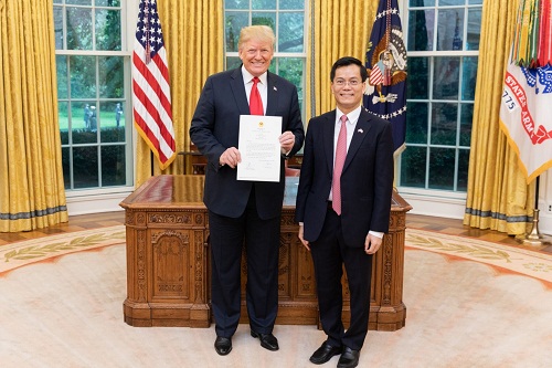 quan he viet nam hoa ky dang phat trien manh me va nang dong