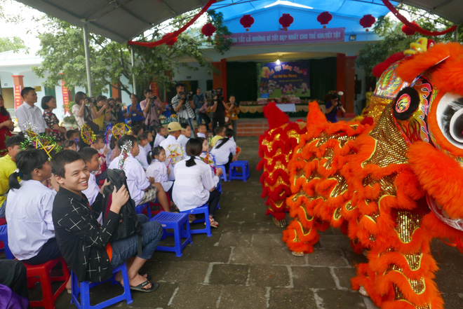dai su my deo mat na mua lan toat mo hoi hoc lam banh trung thu