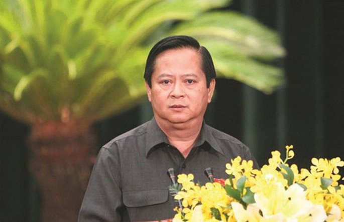 khoi to nguyen pho chu tich ubnd tpho chi minh nguyen huu tin