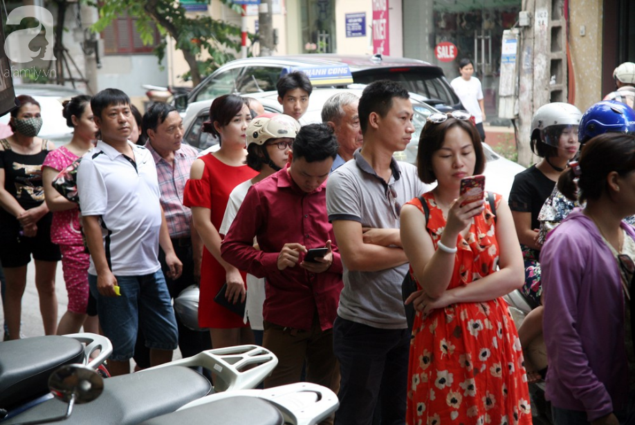 qua dong nguoi keo den mua banh trung thu tuyen pho thuy khue tac nghen