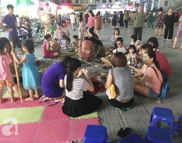 ha noi nhieu khu chung cu ruc rich to chuc trung thu cho cac em nho