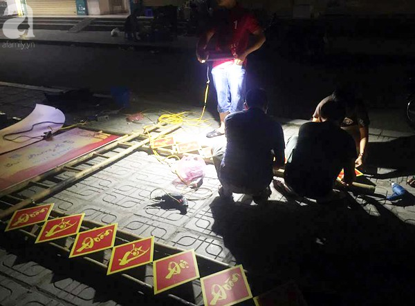 ha noi cu dan chung cu thuc thau dem dung trai cho tre vui trung thu