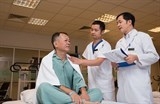 can canh robot phau thuat hien dai co mat tai viet nam