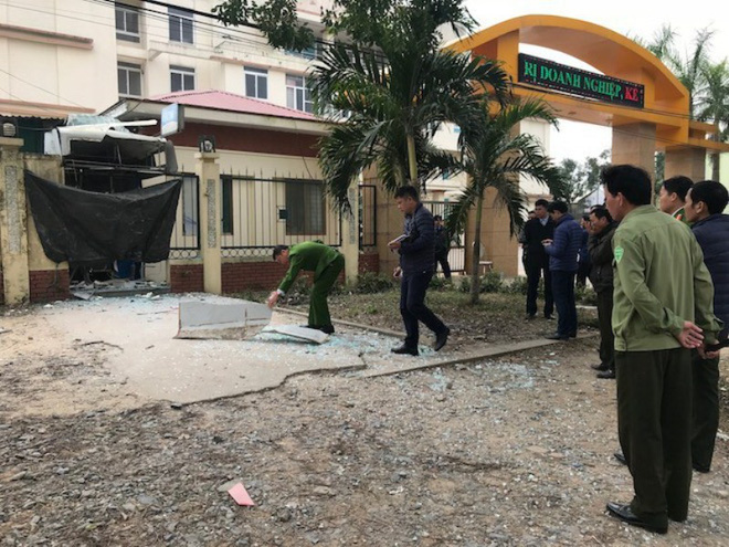 su hoi han muon mang cua 2 anh em pha tru atm de lay tien tieu xai