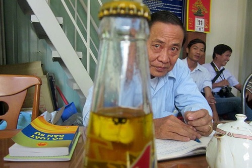 vu chai number 1 co ruoi ong minh bi truy to o khung hinh phat len den 20 nam tu
