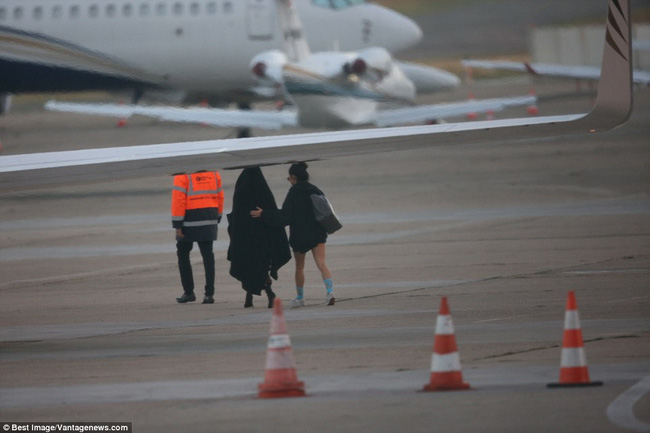 kim kardashian bi cuop tan cong tai paris