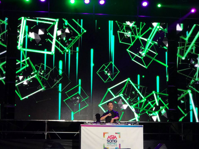 noo phuoc thinh va slim v an tuong tai asia song festival 2016