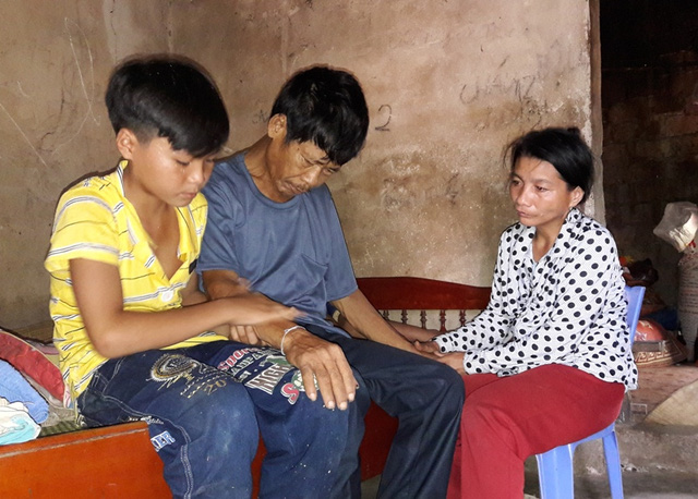 bo con sap chet nha con het gao an con phai nghi hoc thoi