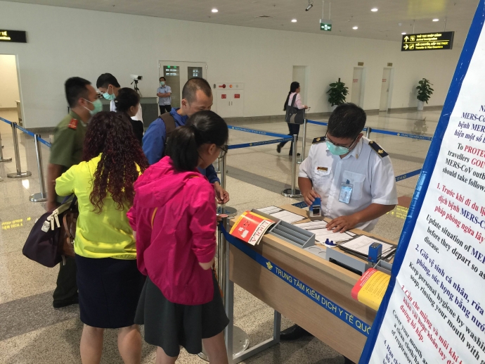 giam sat phong chong dich virus zika tai san bay noi bai