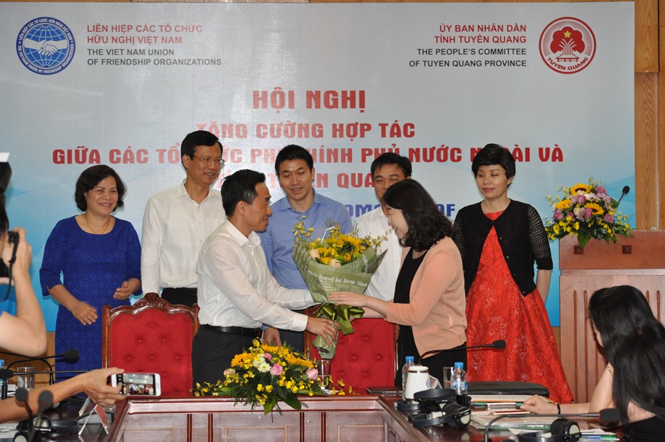 paccom to chuc hoi nghi tang cuong hop tac giua cac to chuc phi chinh phu nuoc ngoai va tinh tuyen quang